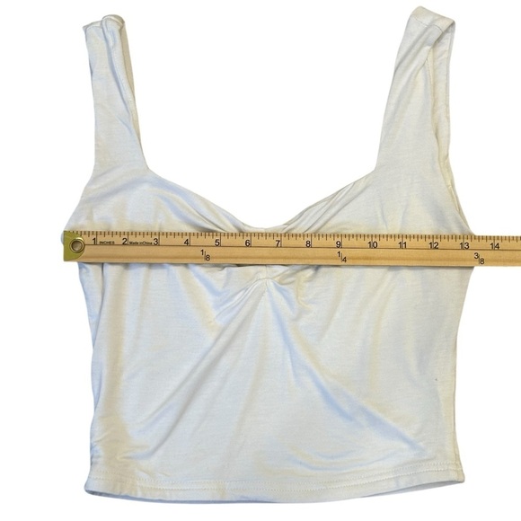 BUNDLE! Set of 2 Tank Tops Black White Medium - Picture 9 of 12